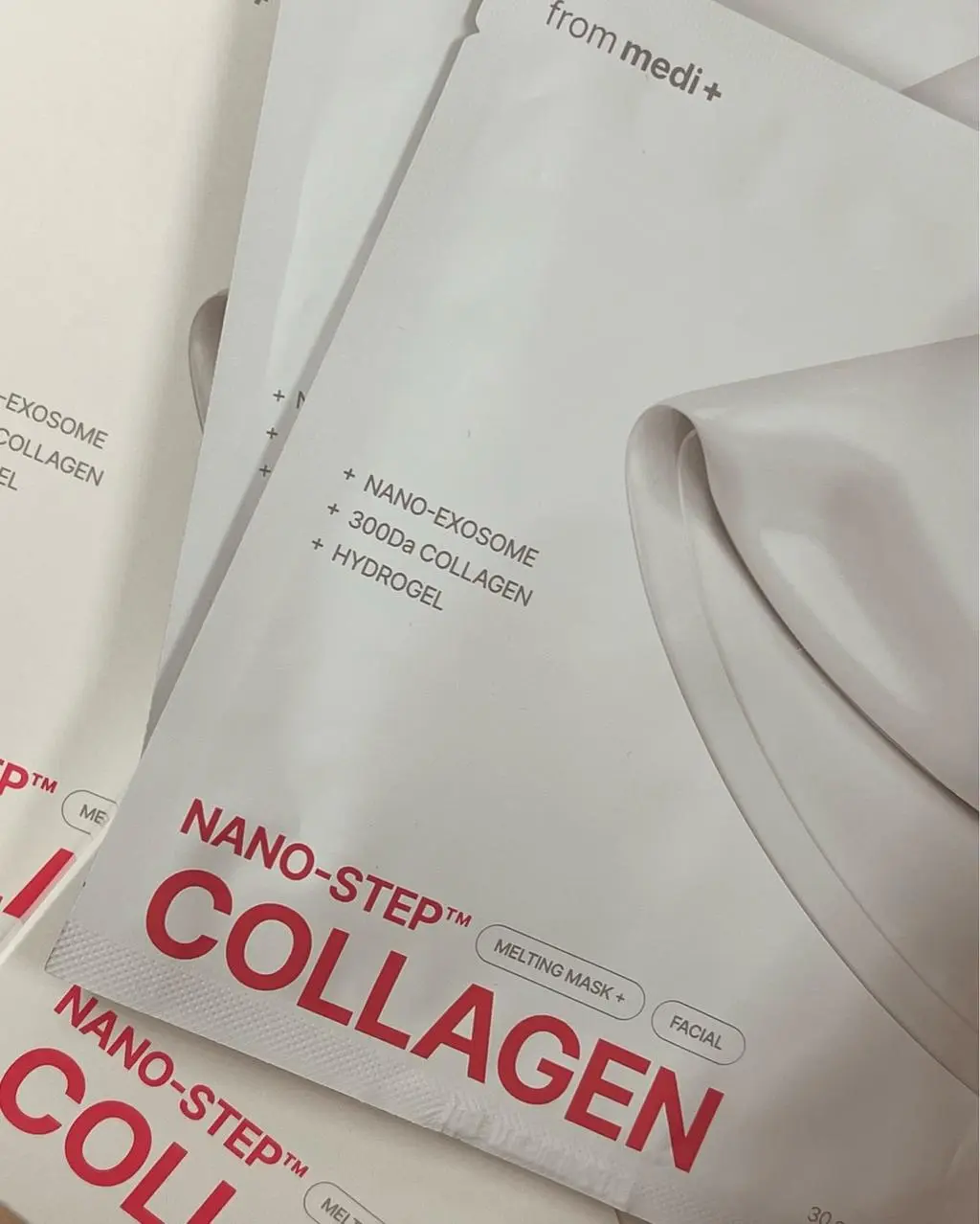 배송 잘 받았습니다. 콜라겐 마스크로 탄력기능까지~🩷 리뉴얼 해서 한 번 더 구매했어