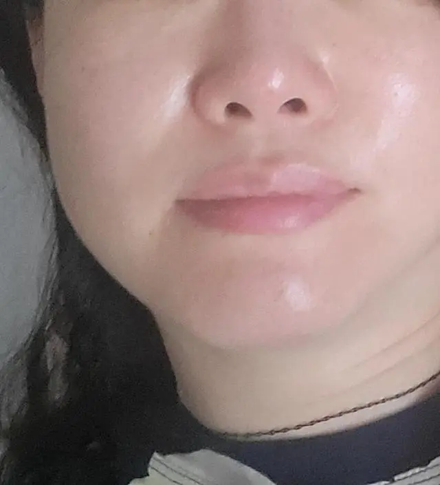 피부가 훨씬 환해졌어요~^^ 신세계!!
