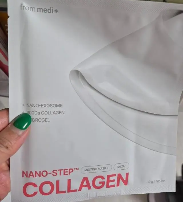 불투명에서 투명으로 바뀌는것보고 먼가 내얼굴에 다 넣은것 같고 좋아요
