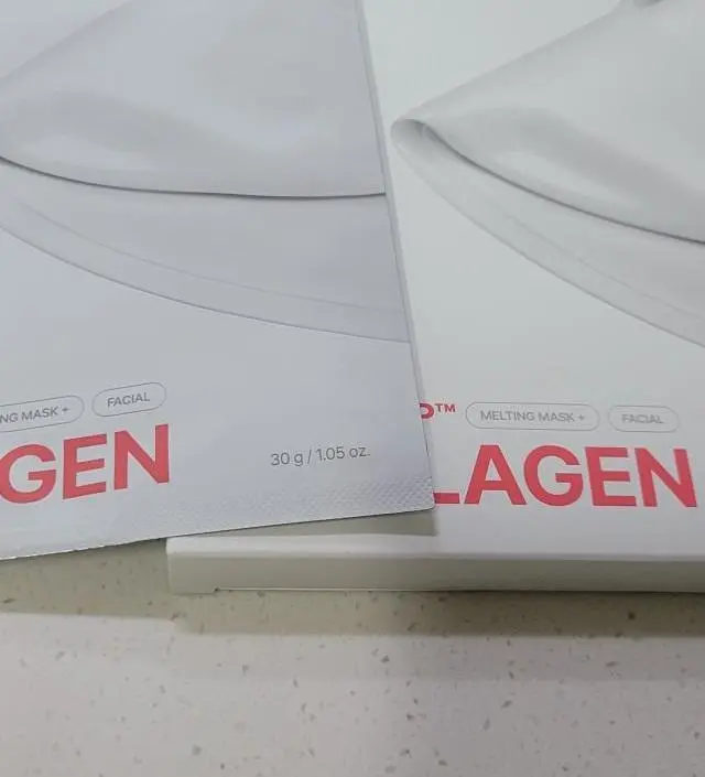 자기전에 붙이고 다음날 아침에 떼어내면 투명하게 변해있어요. 탱탱해진 느낌이네요.
