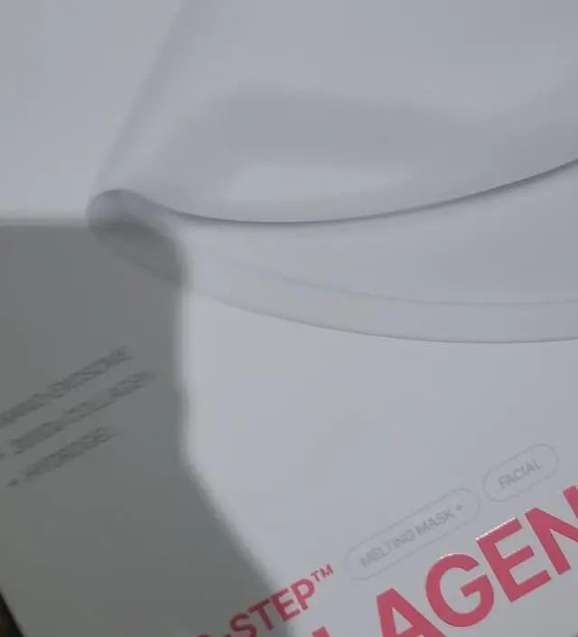 3일 쓰니까 피부에 광이 생겼어요. 대박
