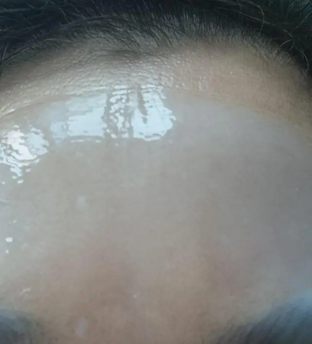 제가 애용하는 마스크입니다 특별하고 중요한날 또 피부 컨디션 안좋을때 꼭 사용해요
