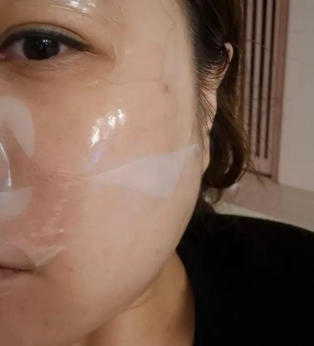 콜라겐 쏙쏙 피부에 흡수되길 !
