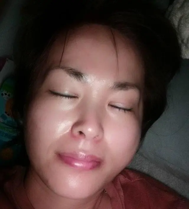 어제와서 바로 써봤어요 속는거 알면서 나이가 드니 발악을 하는맘에 자꾸 지르게 되는