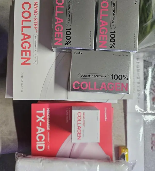 재구매 했어요~  콜라겐팩중 이게 최고에요~~~  제가 써본 팩중 단연 1등이에요~~~ 자기