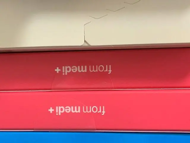 광고보고 사게됬는데 성분도 좋고 미백에 좋은것같아요
