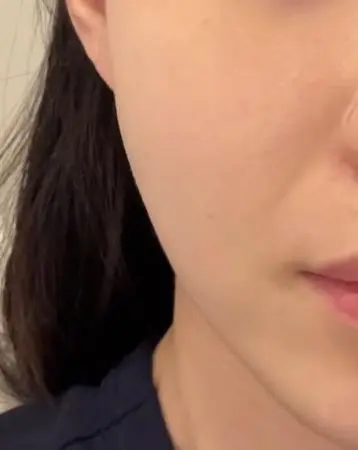 가볍게 발리지만
