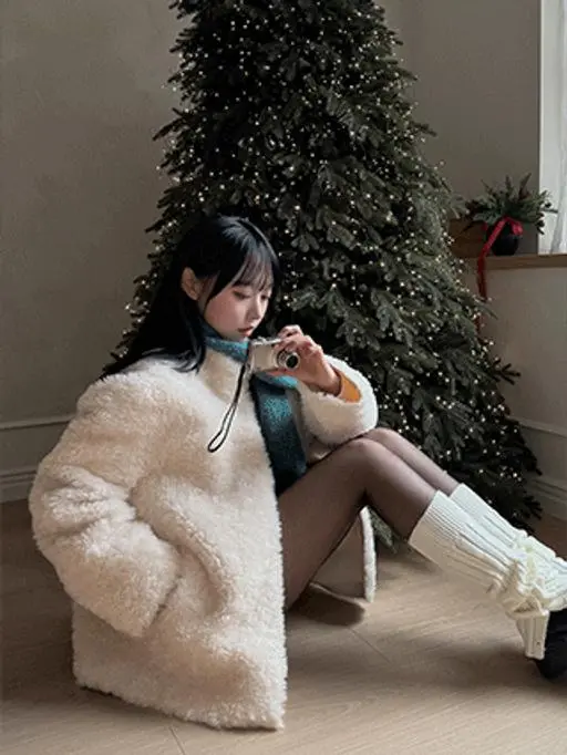 [오늘출발][Fur퍼자켓🎄연말퍼코트] 클래식 플러피 하프코트 (겨울아우터,울코트,울자켓,퍼코트,양털자켓,뽀글이퍼자켓,덤블코트,하이넥코트,하프코트,부클코트,연말룩,파티룩,하객룩)