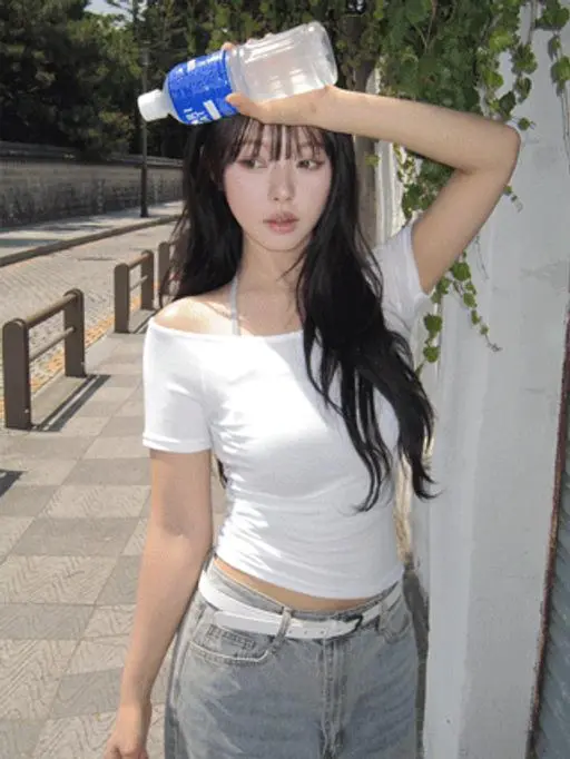 [오늘출발][여름반팔티💙오프숄더] 슬림 스판 오프숄더 반팔 티셔츠 (스판티/쫀쫀반팔/기본티/무지티/보트넥/이너반팔/슬림티/레이어드/썸머/흠뻑쇼/휴양지룩/여행룩)