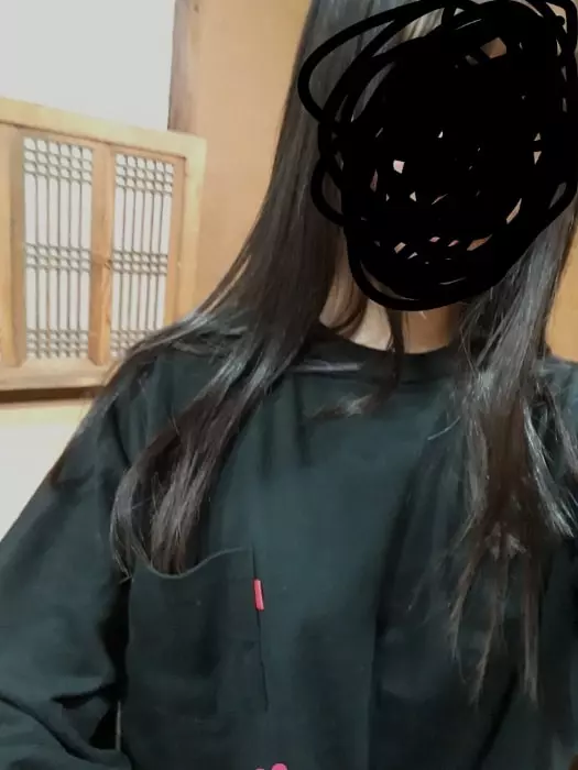 세일해서 싼값에 샀는데 정말 이뻐요

