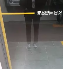 슬랙스 처음입어봐서 베이지도 입고싶지만 일단 무난하게 블랙으로 샀어요 키가 큰편이