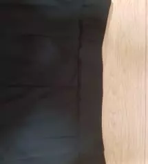 재구매에요. 핏도이쁘고 편해서 원래입던거를 알바용으로쓰고 이번에새로시킨걸 외출용