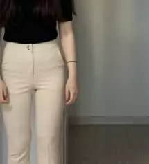 색도 맘에들고 사이즈도 좋아요 xs작을까봐 걱정햇는데 괜찮아요 근데 살 조금만 빼고 