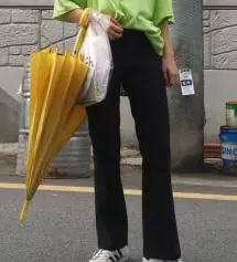 가격대비 질 디자인 모두 마음에 들었는데 다리는 괜찮은데 허리가 너무 커서 벨트 없이