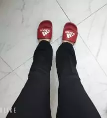 오배송때문에 조금 오래 기다렸는데 허리 작을 줄 알았는데 잘 맞고 예상대로 다리는 엄