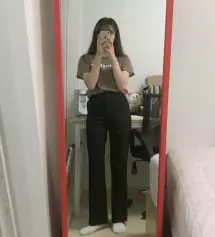 일요일날 시켜서 수요일 아침에 왔어요! 배송은 괜찮은 거 같고 상품 펼쳐보고 놀랐던게