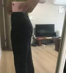 사이즈 참고하세요~ 평소 엠사이즈입으면 허벅지는 딱맞고 허리만 커서 벨트 착용했었는