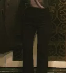 후기 잘 안남기는데 진짜 편하고 예뻐서 남겨요ㅠㅠ살쪄서 xs말고 s샀는데 한치수 더 작