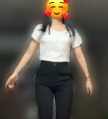 일단 스판 짱이에요!! 그리고 핏도 사진 그대로ㅠㅠ 너무 예뻐용!! 키가 160이라 오리지