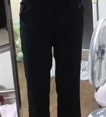 바지가 너무 편하고 여름빼고 다 잘입고 다닐거 같아요! 
