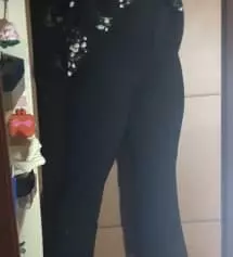 스판끼가 엄청나서 작은 사이즈 사도 들어갈 정도입니다. 슬랙스 입고 나비다리로 편하