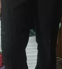 엉덩이랑 허벅지가 발달해 있고 허리얇지만 뱃살있는편이에용ㅠ
