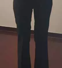 골반이나 엉덩이에 바지를 맞춰 사다보니 항상 허리가 컸는데 이건 고무줄이라 아주 딱