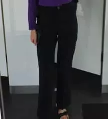 170에 M 샀는데 허리가 좀 커서 줄였어요. 총장이 이렇게 긴 슬랙스는 잘 없는데 길어서
