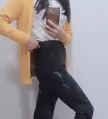 짱좋아용 말이 필요없네요 ㅎㅎ 거의 매일 입고 다닙니다^^ 맞는 사이즈 잘 없어서 살까