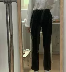 세일+무배+원래 부츠컷 별로 안좋아함 3콤보였는데 추천을 받아서 고냥 한 번 사봤어요