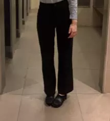 상체에는 하체에 비해 살이 없어서 허리가 클까봐 걱정하면서 L로 샀는데 기장도 길고 