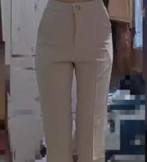 오리지널로 사서 길이가 좀 길지만 스판 자체도 편하고 허리도 잘 잡아줘서 붕 떠 보이