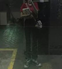 허리밴딩이 두꺼워서 허리를 딱 잡아주니까 너무 편해요 전체적으로 착 감기는데 끼는 