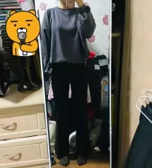 후기 꼼꼼히 읽고 구매했는데 다리도 길어보이고 딱 좋아요! 사이즈도 잘 맞구요 ㅎㅎ 