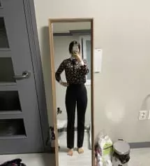 와...사실 반신반의하면서 주문했어요..이렇게 편할수 있나요?ㅠㅠ 슬랙스 입고 오래 앉