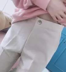 저번에 검정색 에스는 조금 붙는게  너무 만족하면서 입었다가 베이지는 뚱뚱해보일까봐