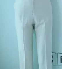 저번에 검정색 에스는 조금 붙는게  너무 만족하면서 입었다가 베이지는 뚱뚱해보일까봐