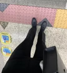 매번 슬렉스사면 허리가 크고 제가 원하는 핏이 안나왔는데..고고싱에서 제 인생바지 찾