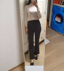 너무 이뻐요!! 베이지 사고 바로 블랙 샀는데배송도 빠르고 너무 만족합니다ㅎㅎ다리도