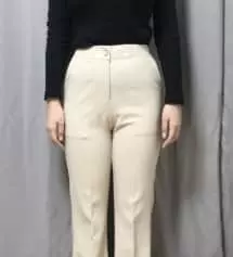 허리밴딩이라 S,M 중에 고민하다가 다른 분들 후기보고 M 샀는데 다리는 맞는데 허리가