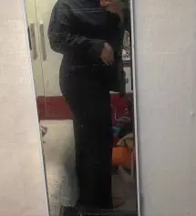 일자 바지를 입으면 다리핏이 허벅지만 딱붙어서 별로고
