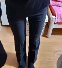 159/50 상체와 허벅지는 말랐고 종아리는 운동선수마냥 뚱뚱하고 두꺼운 체형입니다.
