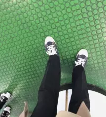 제가 키가 있는 편이라 슬랙스 긴 기장을 시켜도 발목까지 오는 경우가 많았는데, 제 맞