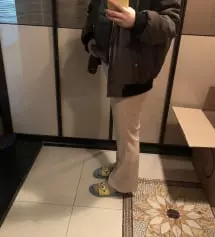 사실 처음에 받아보고 입었을때는 에이뭐야 이런 느낌이였는데 오늘 입고 다녔는데 착용