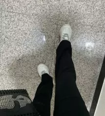 키는 162인데 이번에 산 신발 굽이 7센치라 165cm로 샀는데 길이감 딱 괜찮았어요! 겨울