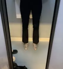 가격도 괜찮고 퀄리티도 좋았어요 무엇보다 진짜 너무 편해서 누워있다가 순간 잠옷입은