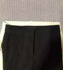 사진은 평소 입는 s사이즈 바지와 비교컷입니다.
