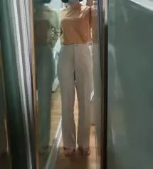 허리는 딱 맞고 길이가 조금 긴데 어글리슈즈 신거나 부츠신으면 자연스럽게 길어서 괜