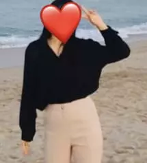 허리라인도 이쁘게 잡아주고 바지가 편해요 s입어도 될꺼같은데 그런데 사진이랑 베이지