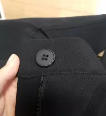 핏이 정말 역대급으로 예쁩니다. 왜 인기상품이고 계속 품절인지 알겠더라구요 원단도 